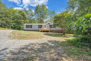 341 Leland LN, Rocky Mount, VA 24151