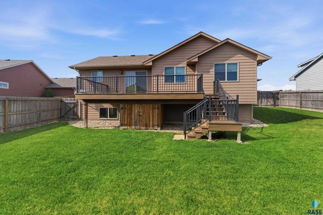 4217 W 90th St Street, Sioux Falls, SD 57108
