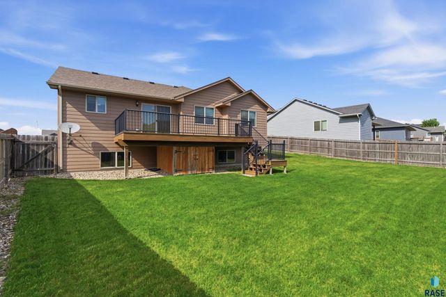 4217 W 90th St Street, Sioux Falls, SD 57108