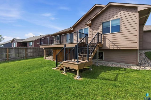 4217 W 90th St Street, Sioux Falls, SD 57108