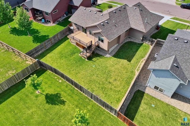 4217 W 90th St Street, Sioux Falls, SD 57108