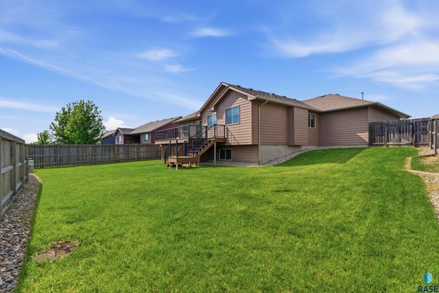 4217 W 90th St Street, Sioux Falls, SD 57108