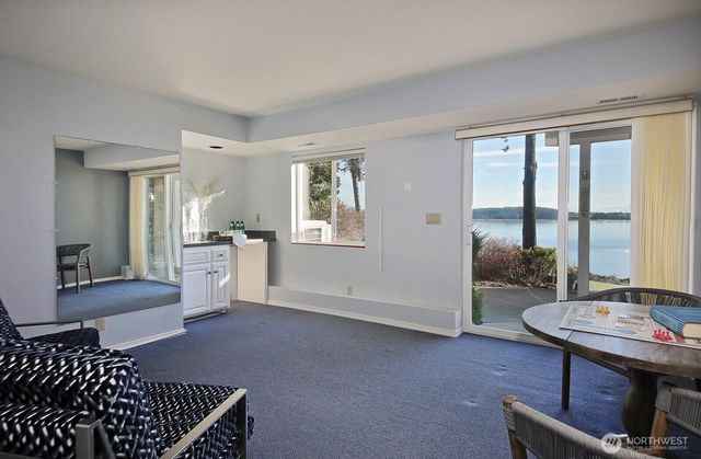 2820 SW Scenic Heights Street, Oak Harbor, WA 98277