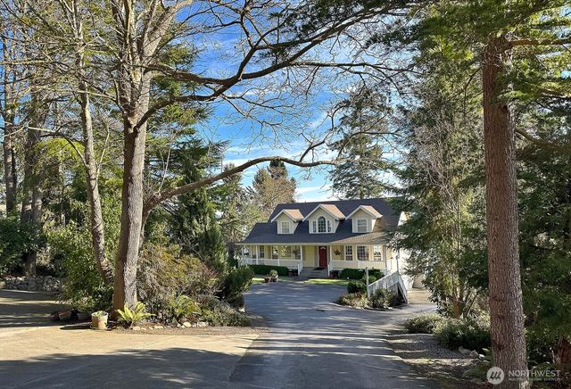 2820 SW Scenic Heights Street, Oak Harbor, WA 98277