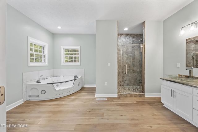 201 Flat Rock Way, Del Rio, TN 37727