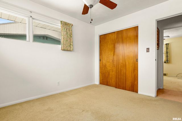 1515 W SUNNYVIEW Drive, Peoria, IL 61614