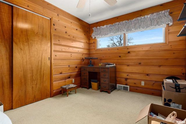 1515 W SUNNYVIEW Drive, Peoria, IL 61614