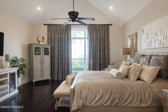 108 Red Robin Trail, Lafayette, LA 70508