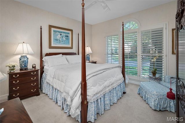 15339 Oaktree Estates Drive, Chesterfield, MO 63017