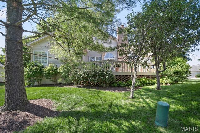 15339 Oaktree Estates Drive, Chesterfield, MO 63017
