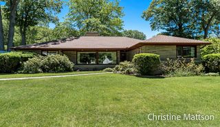 1913 Crestwood Lane, Norton Shores City, MI 49441