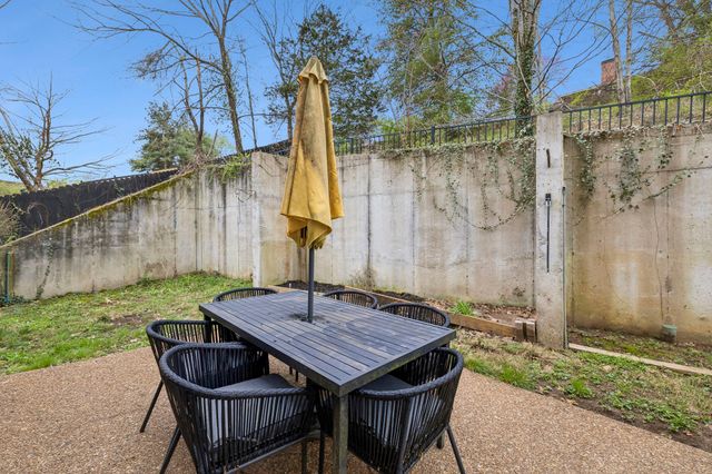 7313 S Colony Ct, Nashville, TN 37221