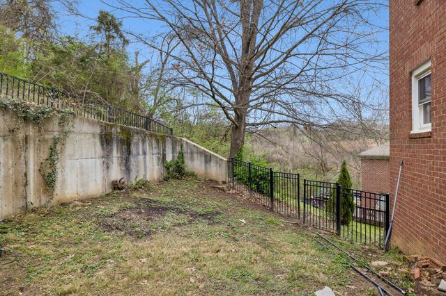 7313 S Colony Ct, Nashville, TN 37221