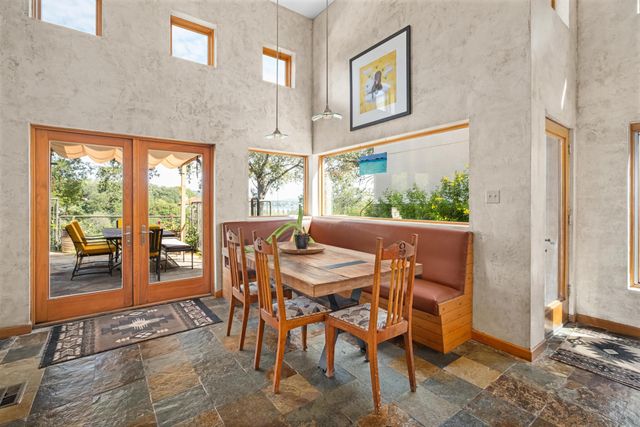 102 Canyon CIR W, Austin, TX 78746