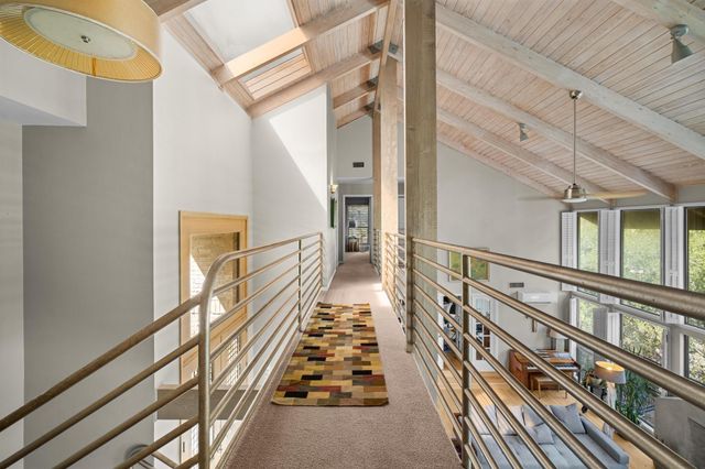 102 Canyon CIR W, Austin, TX 78746