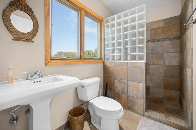 102 Canyon CIR W, Austin, TX 78746