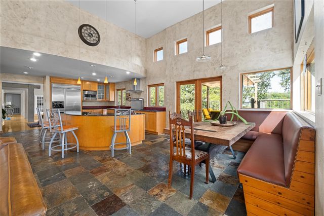 102 Canyon CIR W, Austin, TX 78746