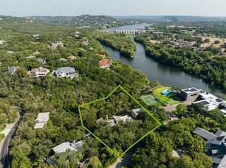 102 Canyon CIR W, Austin, TX 78746