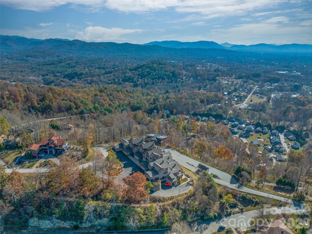 4 Chimney Crest Drive F, Asheville, NC 28806