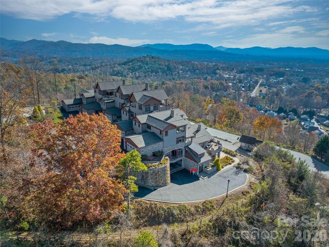 4 Chimney Crest Drive F, Asheville, NC 28806