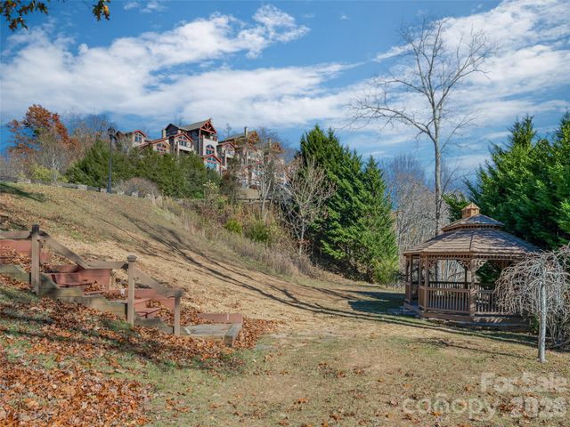 4 Chimney Crest Drive F, Asheville, NC 28806