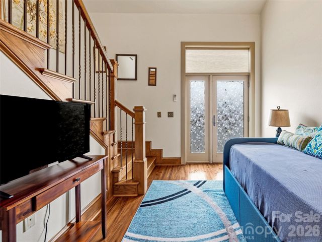 4 Chimney Crest Drive F, Asheville, NC 28806