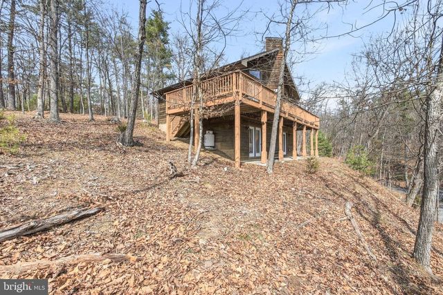 262 HOGAN DR, Basye, VA 22810