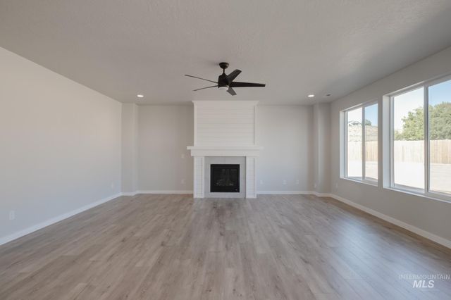 13688 Redway Ct, Caldwell, ID 83607