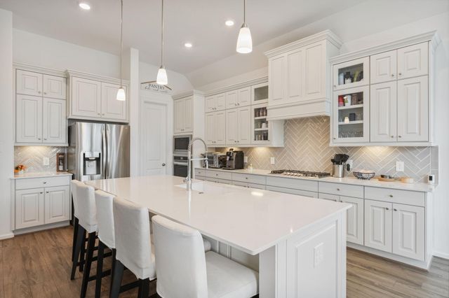1329 Knollbridge Point Lane, Pinehurst, TX 77362