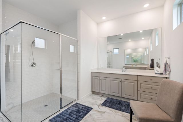 1329 Knollbridge Point Lane, Pinehurst, TX 77362