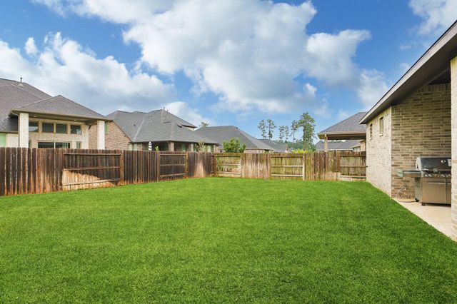 1329 Knollbridge Point Lane, Pinehurst, TX 77362