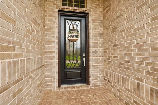 1329 Knollbridge Point Lane, Pinehurst, TX 77362