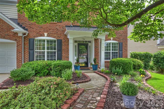 9610 Garland Court, Charlotte, NC 28277
