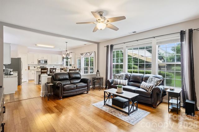9610 Garland Court, Charlotte, NC 28277
