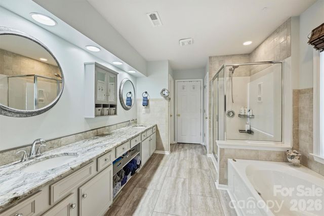9610 Garland Court, Charlotte, NC 28277