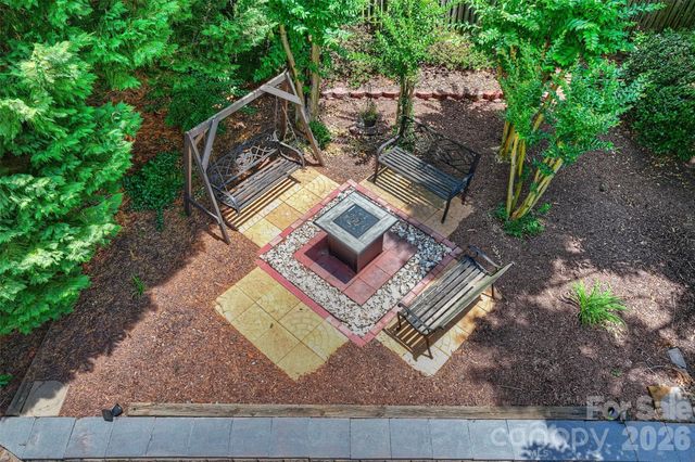 9610 Garland Court, Charlotte, NC 28277