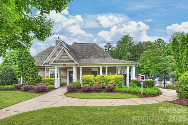 9610 Garland Court, Charlotte, NC 28277