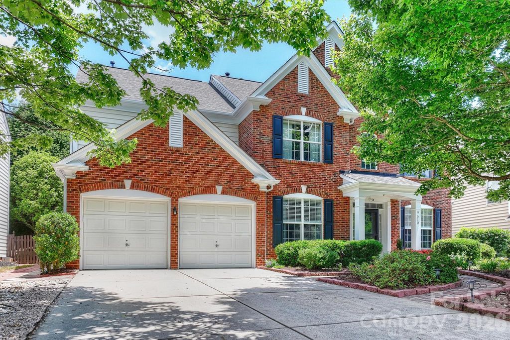 9610 Garland Court, Charlotte, NC 28277