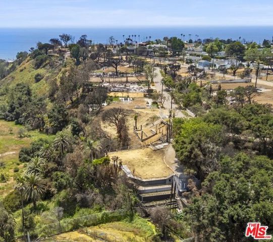 654 Erskine Drive, Pacific Palisades (los Angeles), CA 90272