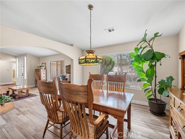 19544 Oneida, Apple Valley, CA 92307