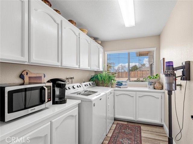 19544 Oneida, Apple Valley, CA 92307