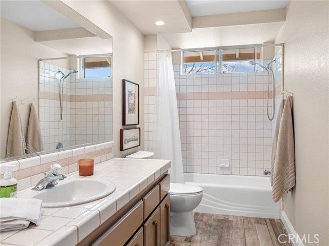 19544 Oneida, Apple Valley, CA 92307