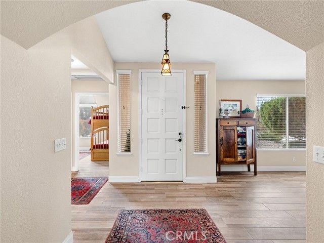 19544 Oneida, Apple Valley, CA 92307