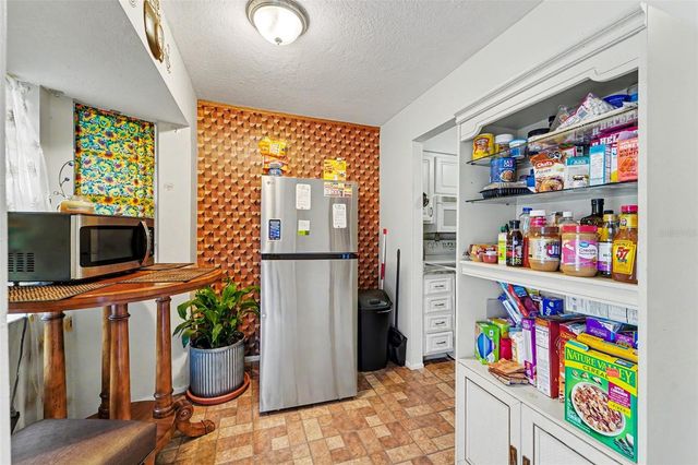 12435 KNOLLBROOK LANE, Hudson, FL 34669