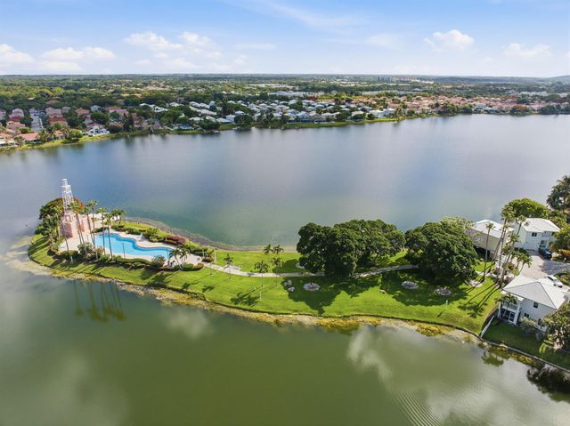 6582 Bayfront Drive, Margate, FL 33063