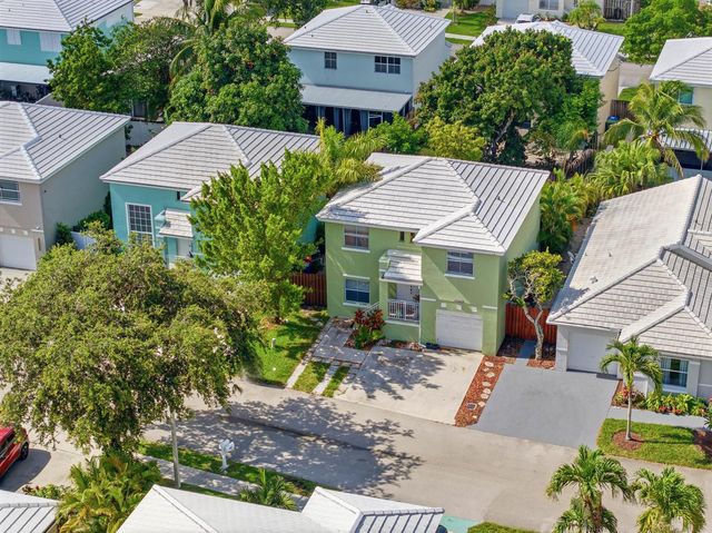 6582 Bayfront Drive, Margate, FL 33063
