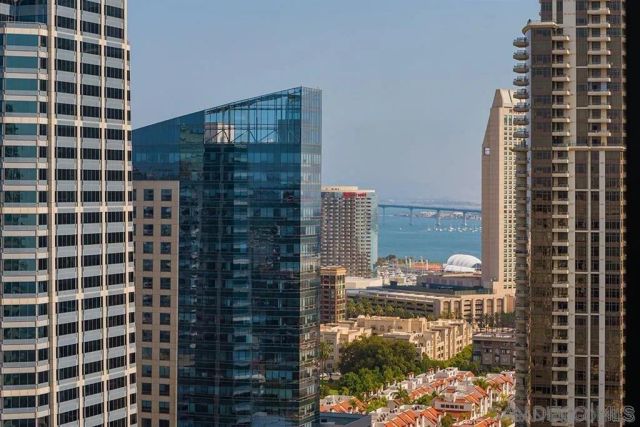1205 Pacific Hwy North 2904, San Diego, CA 92101