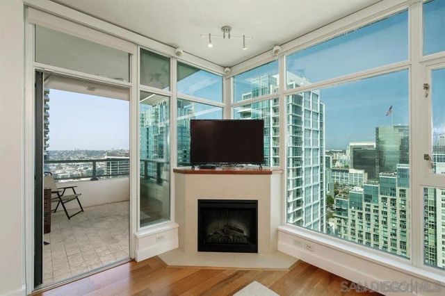 1205 Pacific Hwy North 2904, San Diego, CA 92101