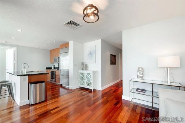 1205 Pacific Hwy North 2904, San Diego, CA 92101