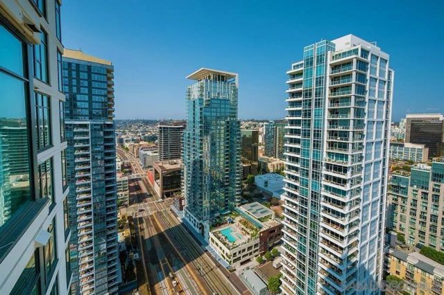 1205 Pacific Hwy North 2904, San Diego, CA 92101